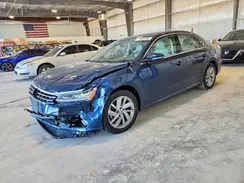 1VWBA7A33JC043378 2018 VOLKSWAGEN PASSAT