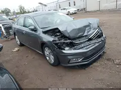 1VWBA7A33JC045406 2018 VOLKSWAGEN PASSAT