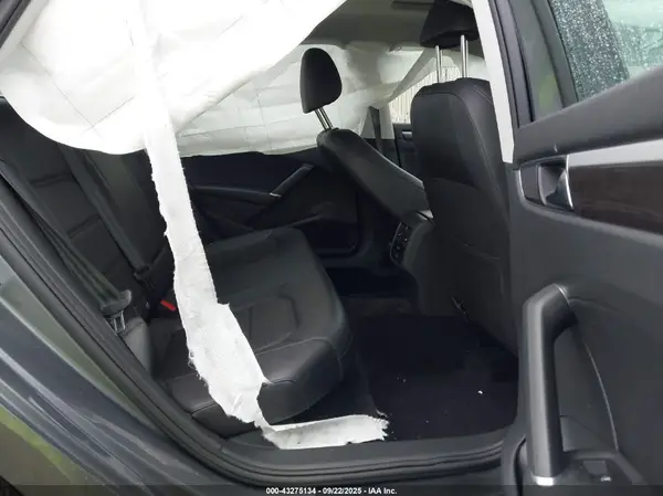 1VWBA7A33JC045406 2018 VOLKSWAGEN PASSAT - Image 8
