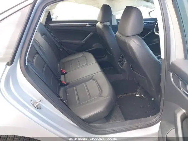 1VWBA7A33JC052324 2018 VOLKSWAGEN PASSAT - Image 8