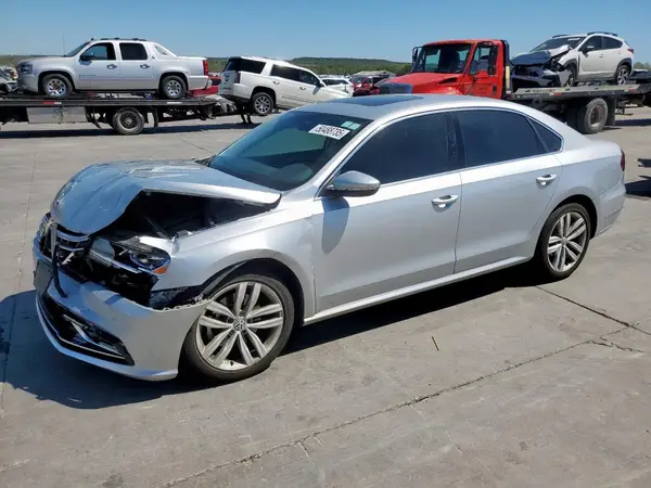 1VWBA7A34JC000944 2018 VOLKSWAGEN PASSAT - Image 1