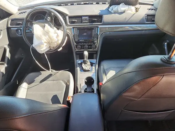 1VWBA7A34JC002550 2018 VOLKSWAGEN PASSAT - Image 8