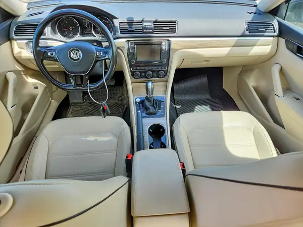 1VWBA7A34JC002662 2018 VOLKSWAGEN PASSAT - Image 8