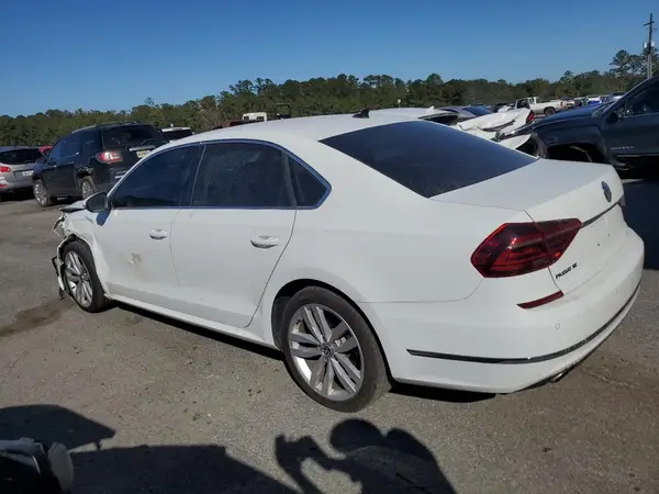 1VWBA7A34JC004153 2018 VOLKSWAGEN PASSAT - Image 2