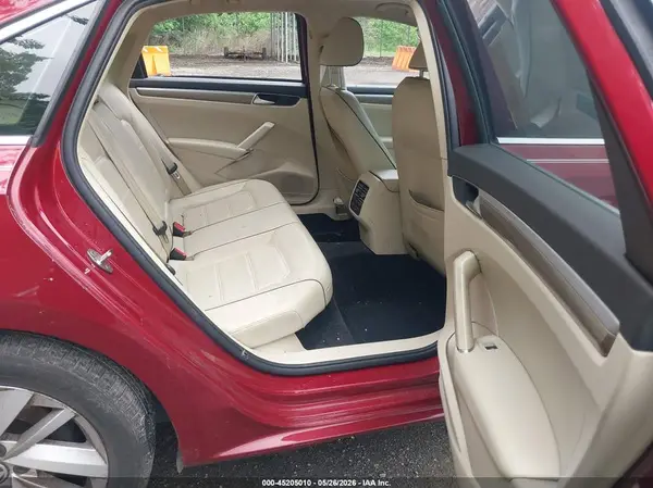 1VWBA7A34JC012012 2018 VOLKSWAGEN PASSAT - Image 8