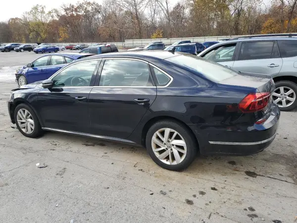 1VWBA7A34JC013547 2018 VOLKSWAGEN PASSAT - Image 2