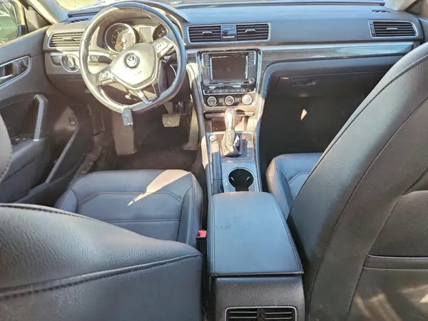 1VWBA7A34JC042000 2018 VOLKSWAGEN PASSAT - Image 8