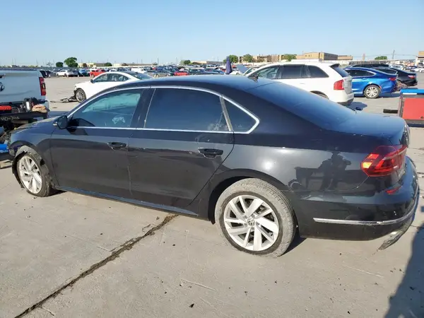 1VWBA7A34JC042501 2018 VOLKSWAGEN PASSAT - Image 2
