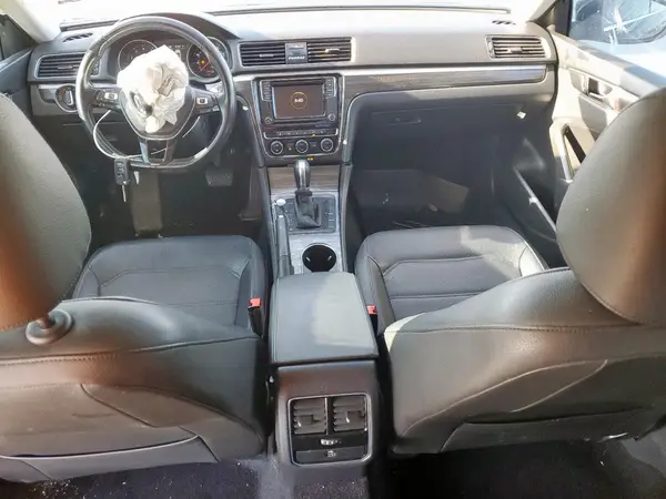 1VWBA7A34JC042501 2018 VOLKSWAGEN PASSAT - Image 8