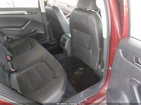 1VWBA7A34JC044023 2018 VOLKSWAGEN PASSAT - Image 8