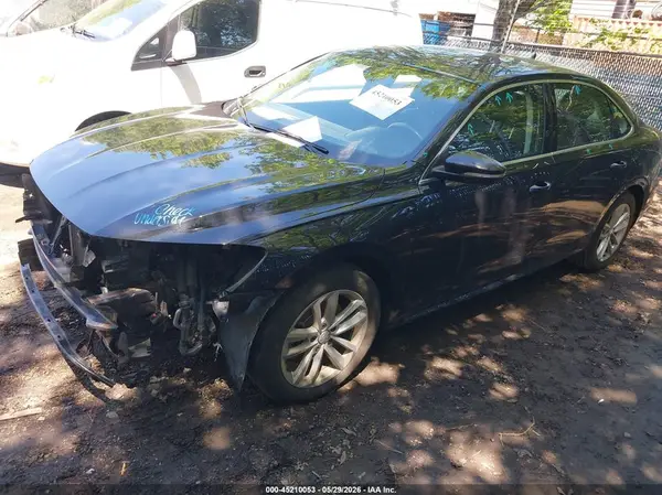 1VWBA7A34MC005811 2021 VOLKSWAGEN PASSAT - Image 2