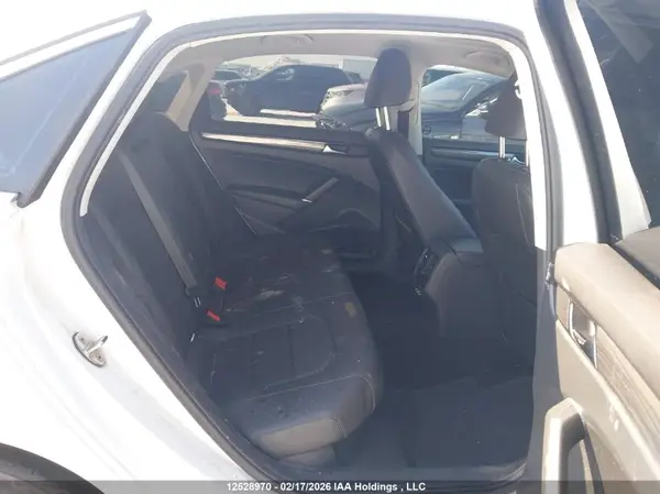1VWBA7A34MC007011 2021 VOLKSWAGEN PASSAT - Image 8