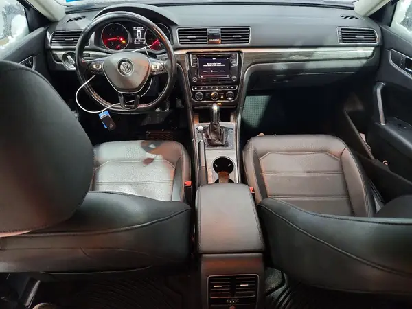 1VWBA7A35JC004467 2018 VOLKSWAGEN PASSAT - Image 8