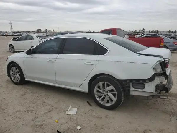 1VWBA7A35JC011001 2018 VOLKSWAGEN PASSAT - Image 2