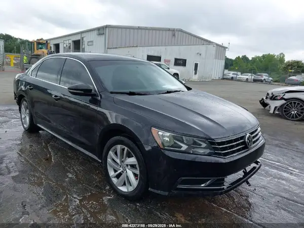 1VWBA7A35JC012682 2018 VOLKSWAGEN PASSAT - Image 1