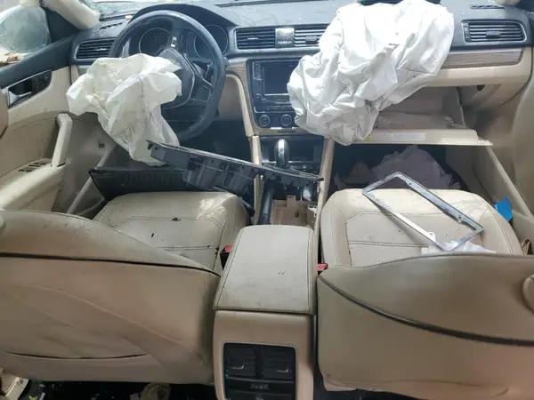 1VWBA7A35JC013377 2018 VOLKSWAGEN PASSAT - Image 8