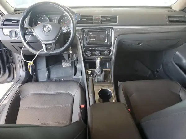 1VWBA7A35JC013864 2018 VOLKSWAGEN PASSAT - Image 8