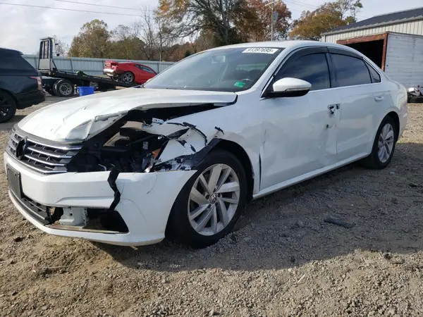1VWBA7A35JC015646 2018 VOLKSWAGEN PASSAT - Image 1