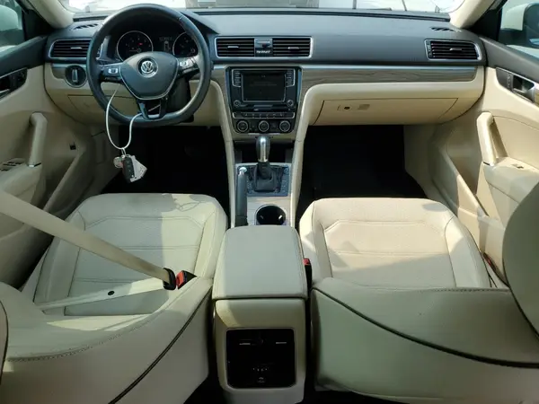 1VWBA7A35JC019261 2018 VOLKSWAGEN PASSAT - Image 8