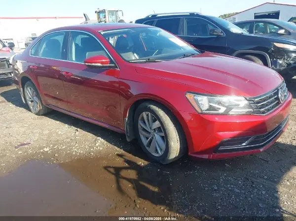 1VWBA7A35JC020331 2018 VOLKSWAGEN PASSAT - Image 1