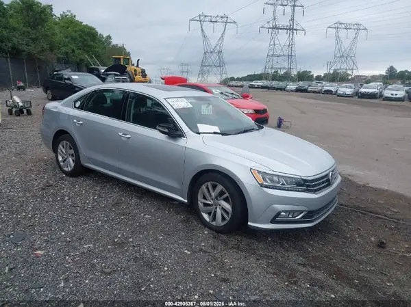 1VWBA7A35JC022452 2018 VOLKSWAGEN PASSAT - Image 1