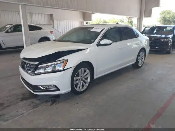 1VWBA7A35JC028591 2018 VOLKSWAGEN PASSAT - Image 2