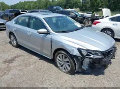 1VWBA7A35JC028820 2018 VOLKSWAGEN PASSAT