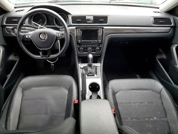 1VWBA7A35JC029157 2018 VOLKSWAGEN PASSAT - Image 8