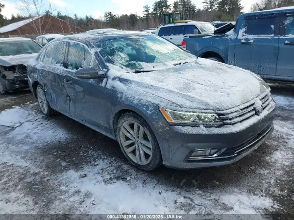 1VWBA7A35JC031071 2018 VOLKSWAGEN PASSAT - Image 1