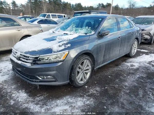 1VWBA7A35JC031071 2018 VOLKSWAGEN PASSAT - Image 2