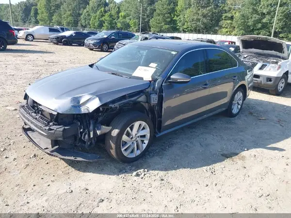 1VWBA7A35JC035895 2018 VOLKSWAGEN PASSAT - Image 2