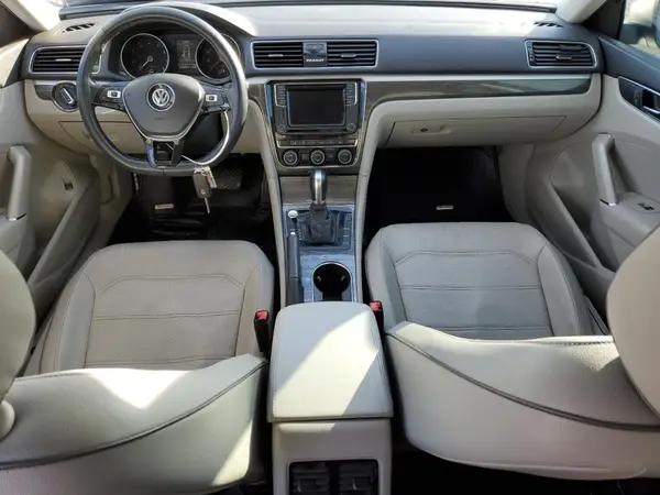 1VWBA7A35JC042121 2018 VOLKSWAGEN PASSAT - Image 8