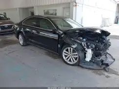 1VWBA7A35JC044726 2018 VOLKSWAGEN PASSAT