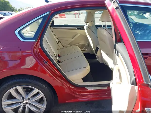 1VWBA7A36JC001089 2018 VOLKSWAGEN PASSAT - Image 8