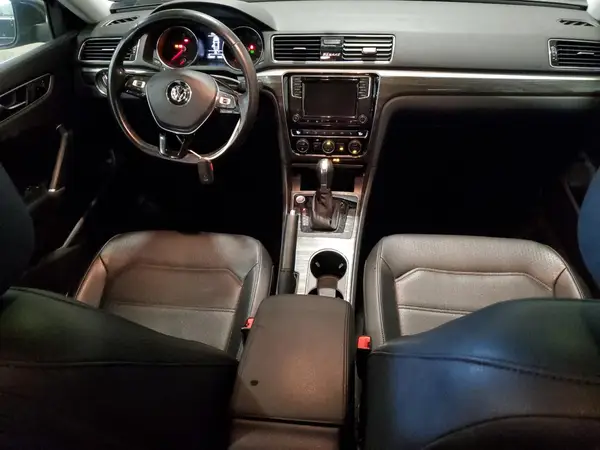 1VWBA7A36JC008348 2018 VOLKSWAGEN PASSAT - Image 8