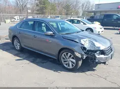 1VWBA7A36JC010424 2018 VOLKSWAGEN PASSAT