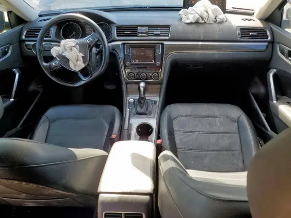 1VWBA7A36JC012089 2018 VOLKSWAGEN PASSAT - Image 8