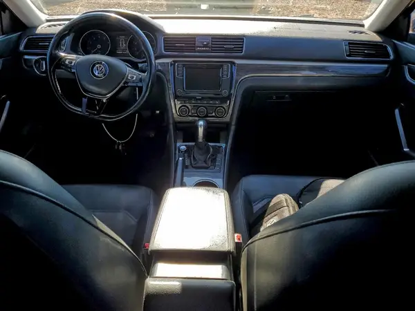 1VWBA7A36JC012464 2018 VOLKSWAGEN PASSAT - Image 8
