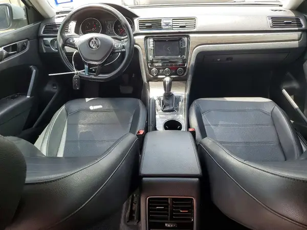 1VWBA7A36JC013050 2018 VOLKSWAGEN PASSAT - Image 8