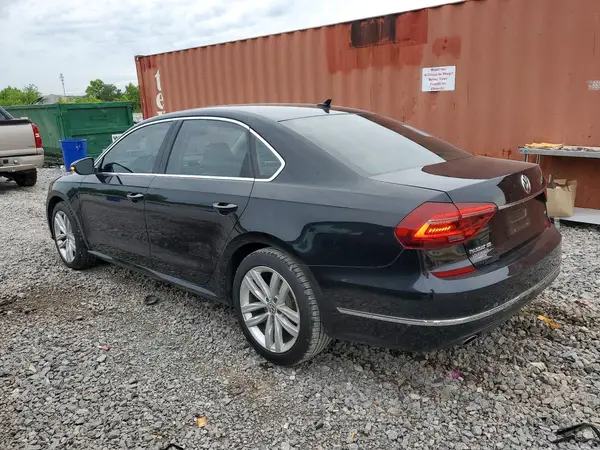 1VWBA7A36JC013713 2018 VOLKSWAGEN PASSAT - Image 2