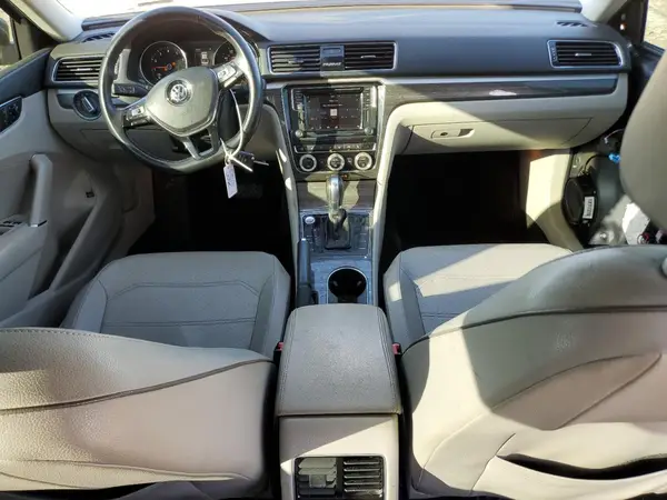 1VWBA7A36JC017437 2018 VOLKSWAGEN PASSAT - Image 8