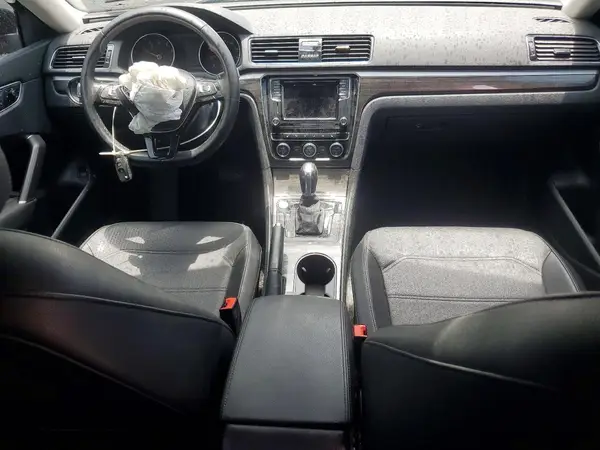1VWBA7A36JC018667 2018 VOLKSWAGEN PASSAT - Image 8