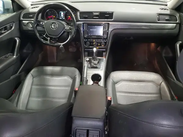 1VWBA7A36JC023075 2018 VOLKSWAGEN PASSAT - Image 8