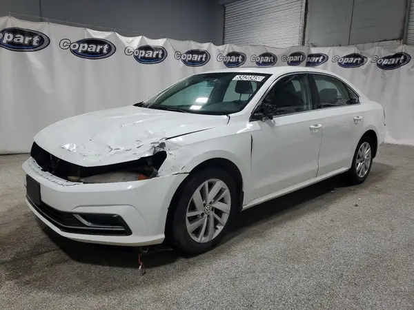 1VWBA7A36JC027188 2018 VOLKSWAGEN PASSAT - Image 1