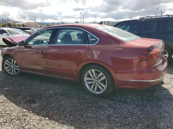 1VWBA7A36JC031645 2018 VOLKSWAGEN PASSAT - Image 2