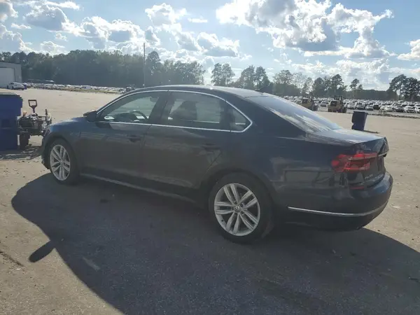 1VWBA7A36JC032911 2018 VOLKSWAGEN PASSAT - Image 2