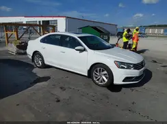 1VWBA7A36JC038174 2018 VOLKSWAGEN PASSAT