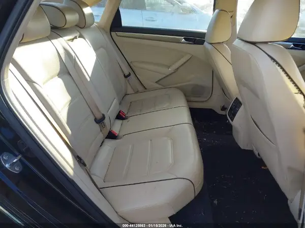 1VWBA7A36JC041589 2018 VOLKSWAGEN PASSAT - Image 8