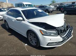 1VWBA7A36JC042712 2018 VOLKSWAGEN PASSAT