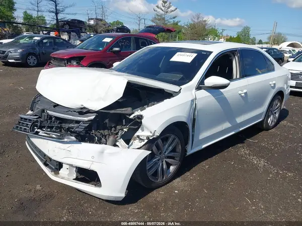 1VWBA7A36JC042712 2018 VOLKSWAGEN PASSAT - Image 2